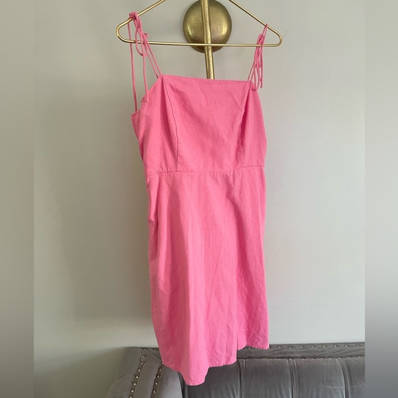 Old Navy Dresses & Skirts - Old Navy Vibrant Pink romantic summer linen feminine mini dress size M